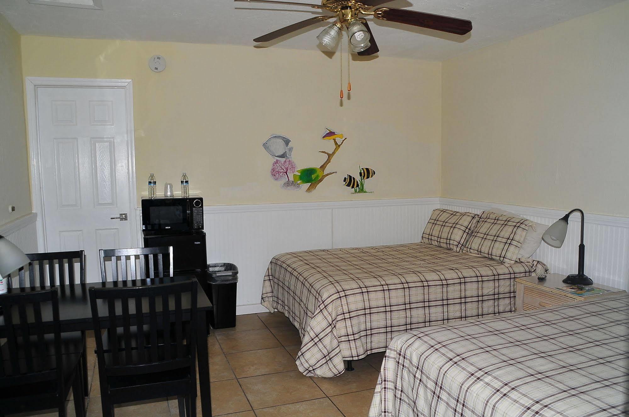 Conch On Inn Motel Tavernier Extérieur photo